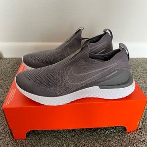 Epic Phantom React Flyknit Running Shoes NWT